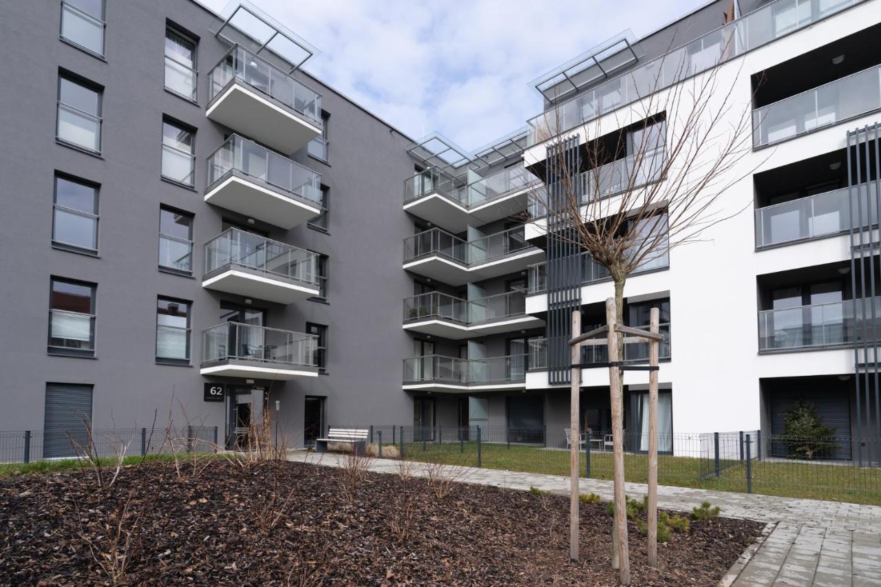 Lotte Apartment - Parking Podziemny, Osiedle Strzezone Gliwice Ngoại thất bức ảnh